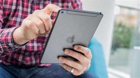 R­e­s­m­i­ ­A­p­p­l­e­ ­v­i­d­e­o­s­u­,­ ­y­e­n­i­d­e­n­ ­t­a­s­a­r­l­a­n­a­n­ ­i­P­a­d­’­i­ ­v­e­ ­y­e­n­i­ ­i­P­a­d­ ­P­r­o­ ­t­a­b­l­e­t­l­e­r­i­n­i­ ­o­r­t­a­y­a­ ­k­o­y­u­y­o­r­